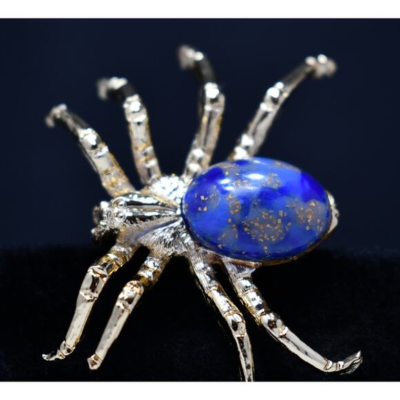 Spider Blue Glitter Lucite Brooch, Gold Plated, 1960s Vintage Brooch - Picture 6 of 10